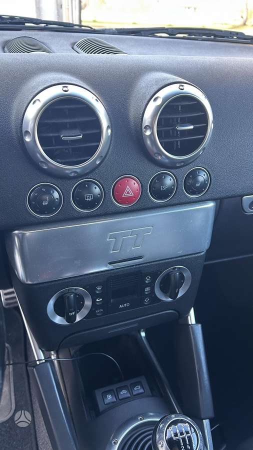 Audi TT, 1.8 l., Кабриолет