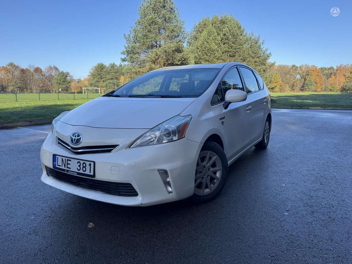 Toyota Prius+