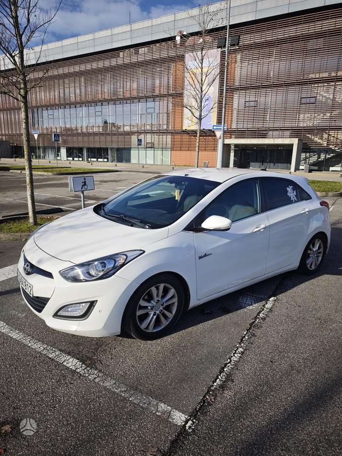 Hyundai i30