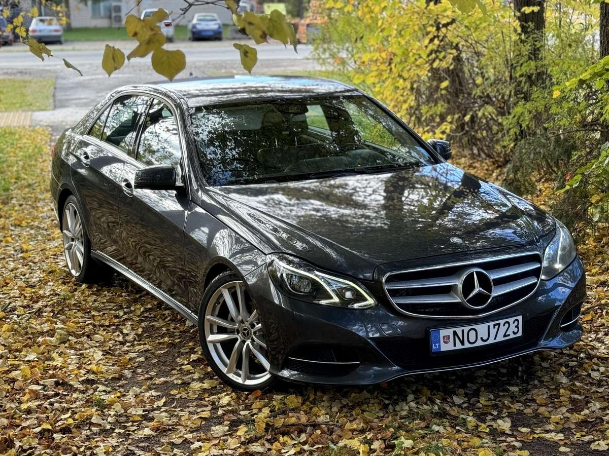 Mercedes-Benz E220