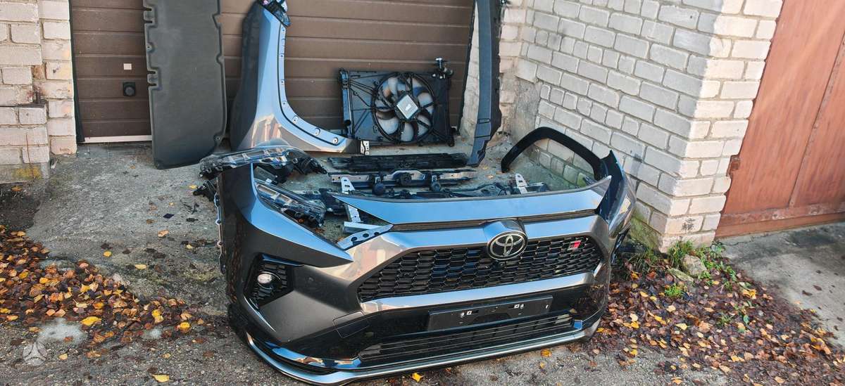 Toyota RAV4 kėbulo dalys