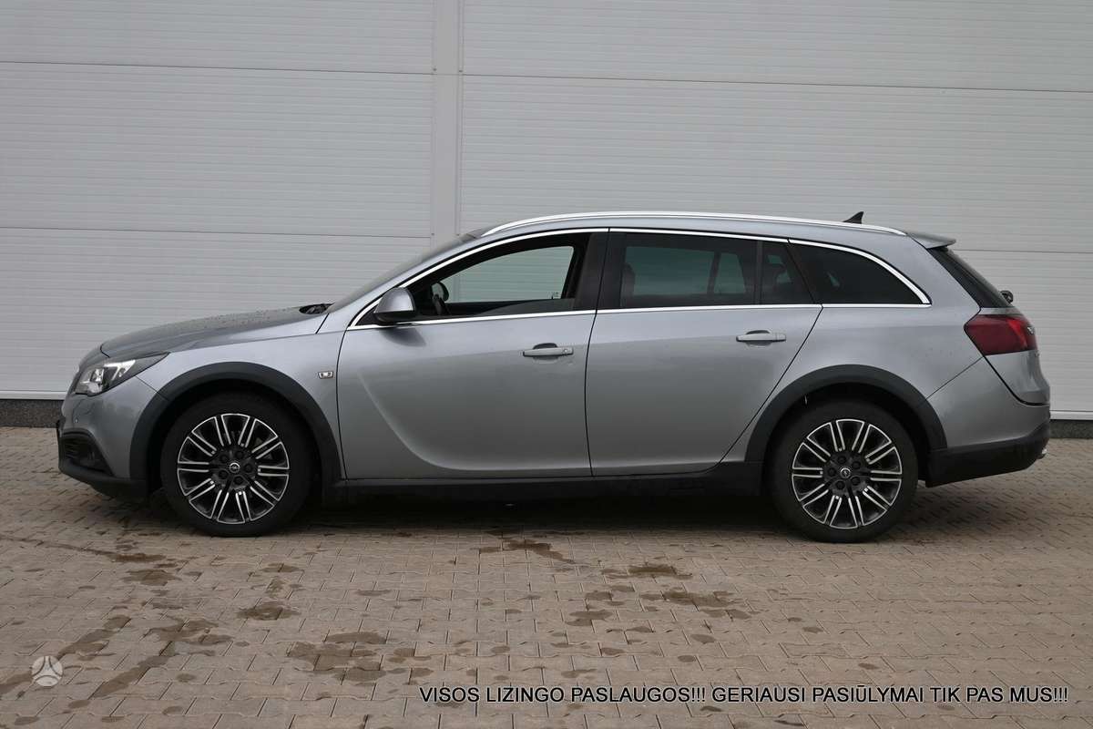 Opel Insignia 2013 — photo 14