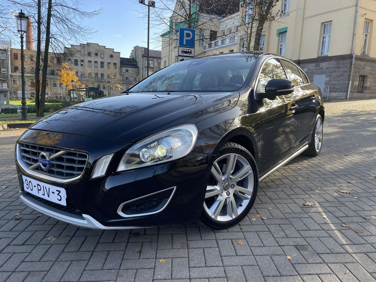 Volvo S60