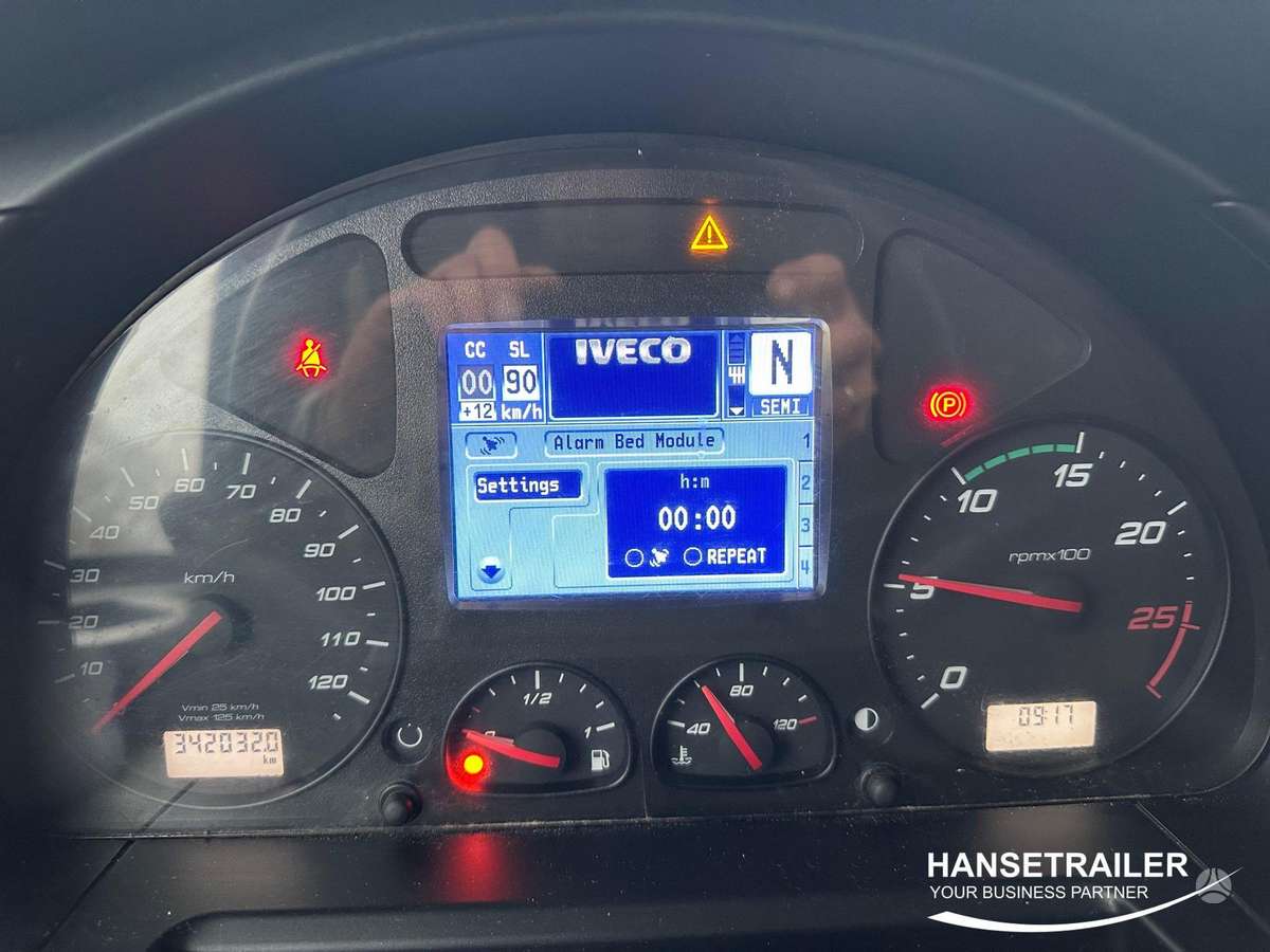 Iveco AS440T/P, 2 спальных места