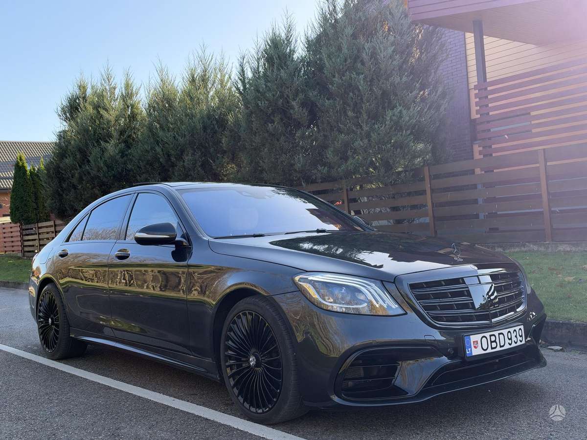 Mercedes-Benz S550
