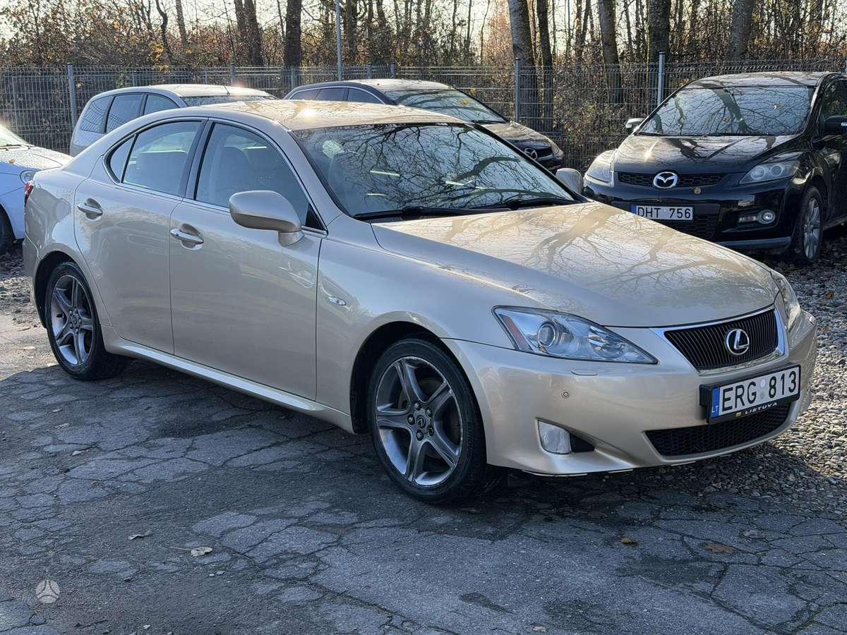 Lexus IS 250