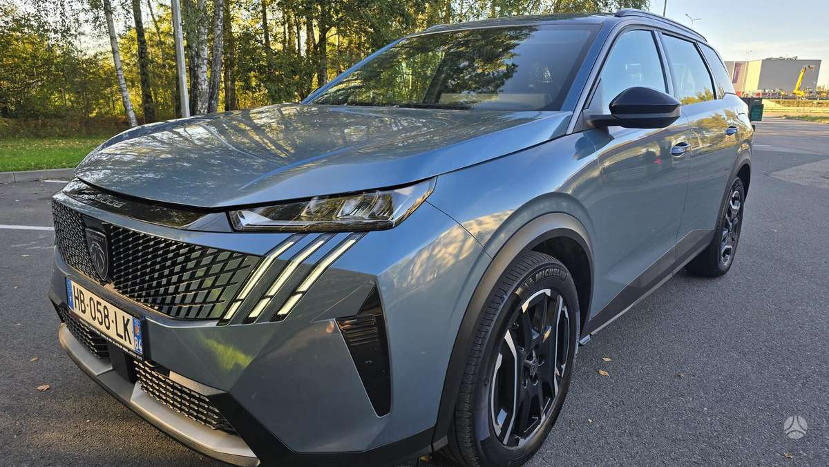 Peugeot 5008