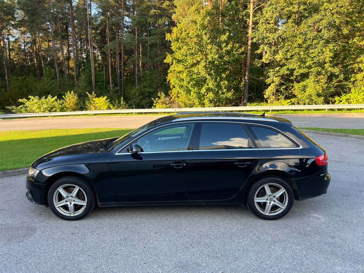 Audi A4, 1.8 l., Универсал