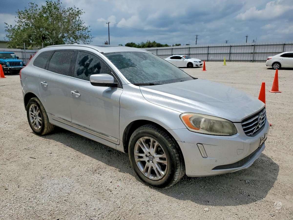 Volvo XC60 dalimis