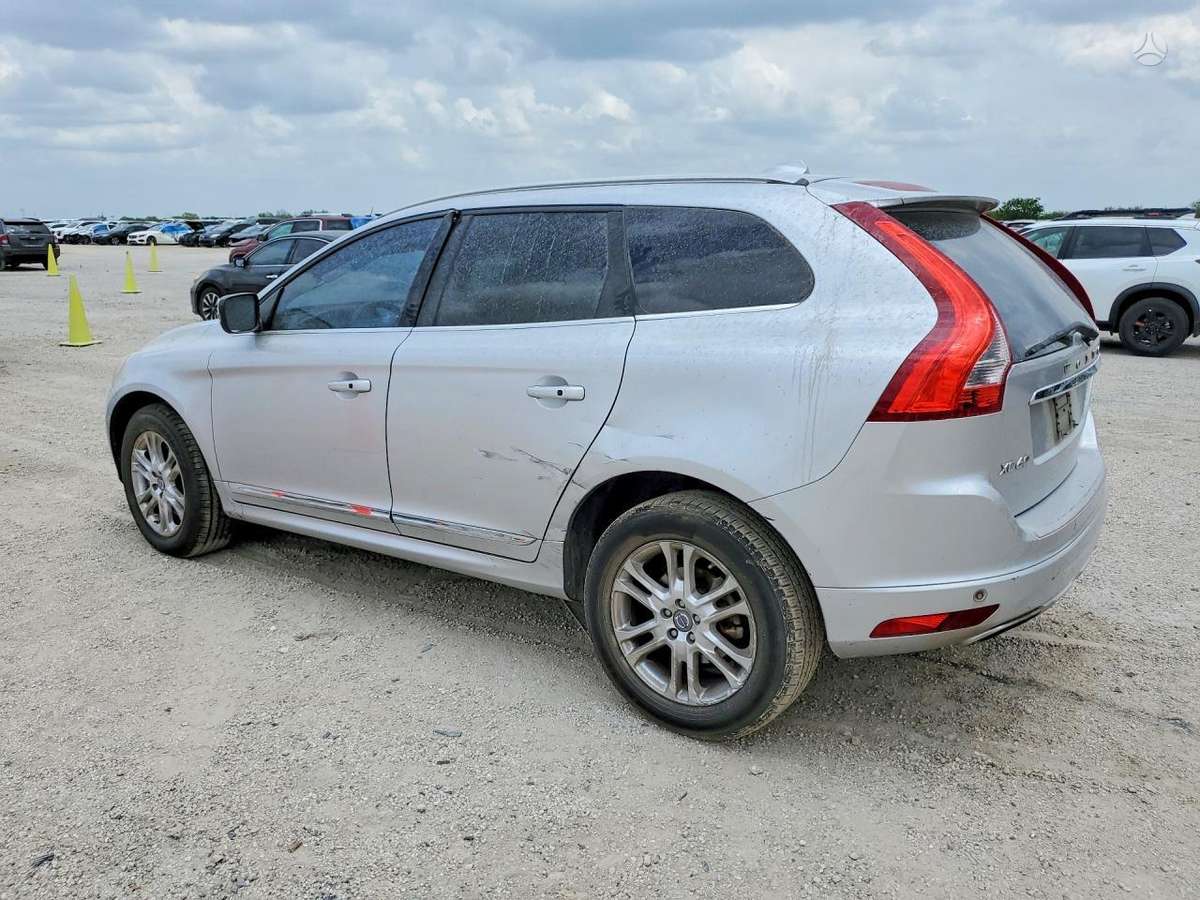 Volvo XC60 dalimis