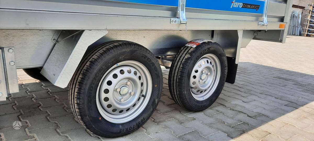 Faro Magicus 300, passenger car trailers