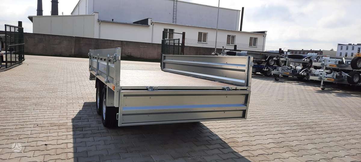 Faro Magicus 300, passenger car trailers