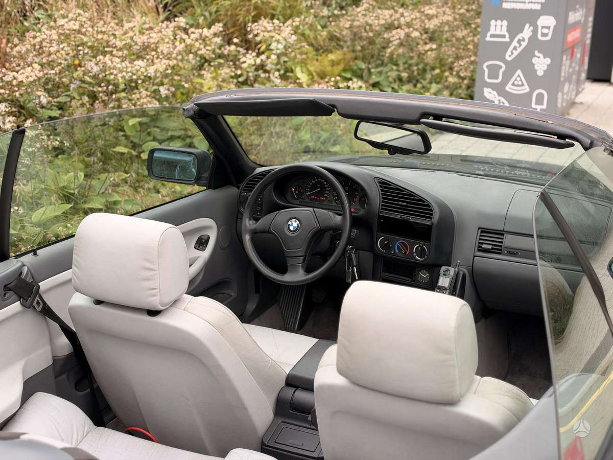 BMW 320, 2.0 l., Кабриолет