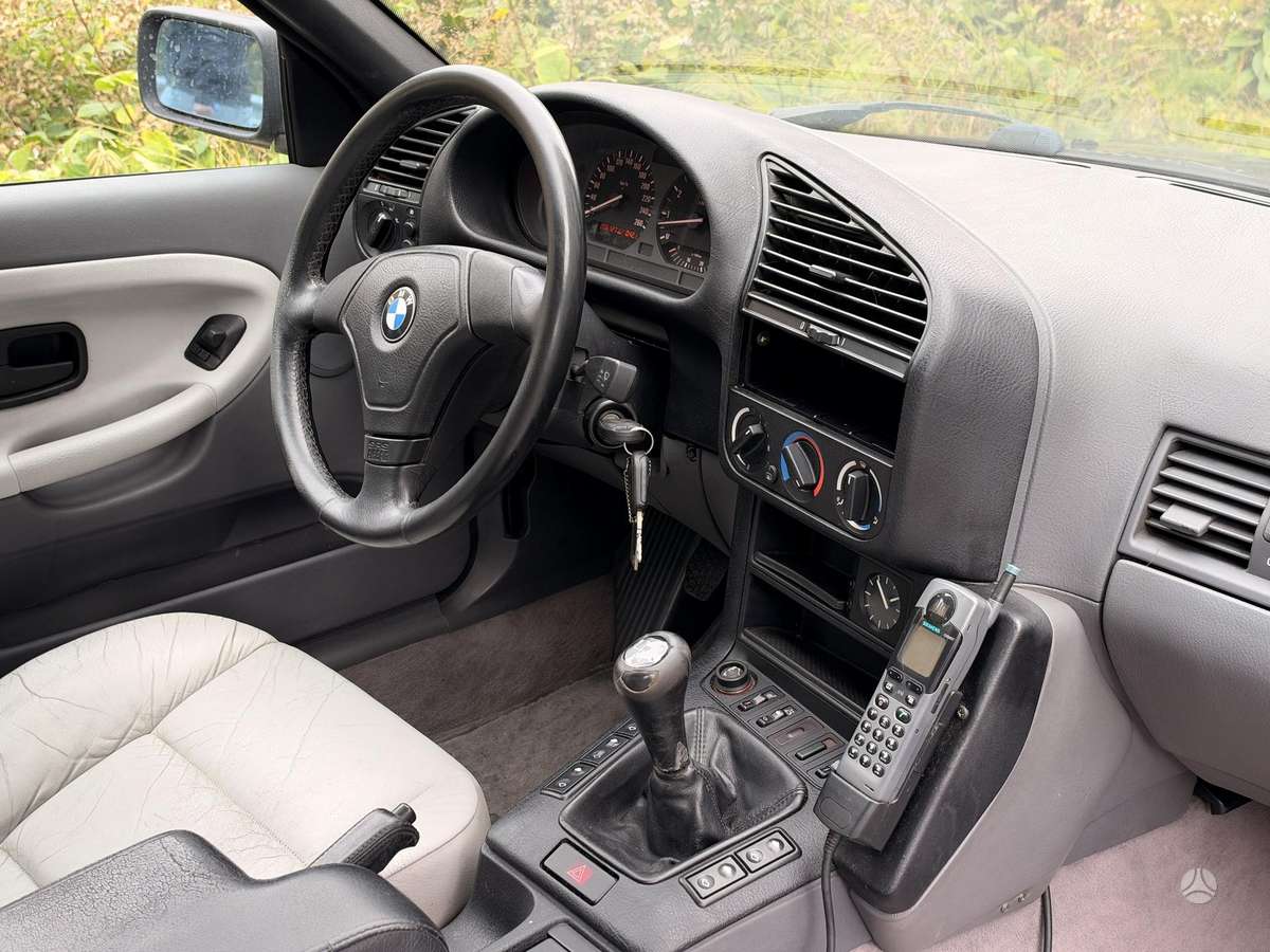 BMW 320, 2.0 l., Кабриолет