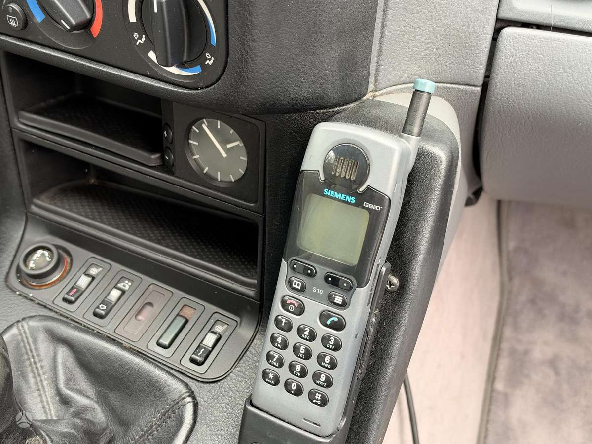BMW 320, 2.0 l., Кабриолет