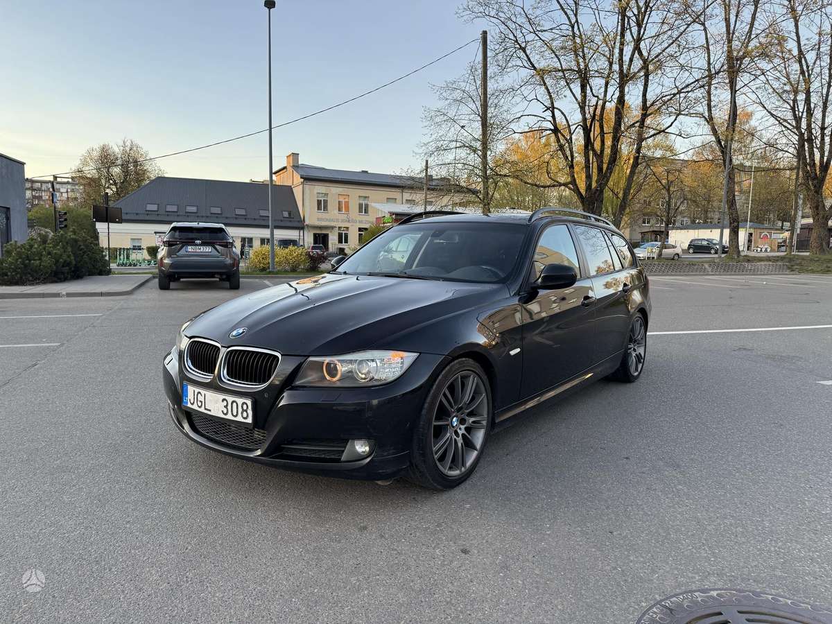 BMW 320
