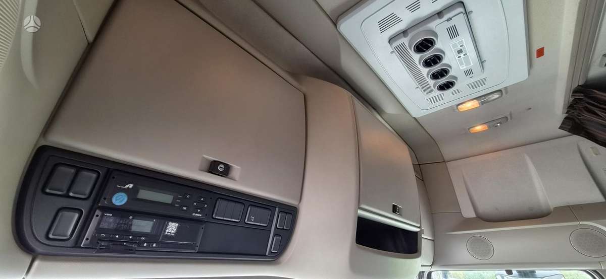 DAF XF 450, 2 спальных места