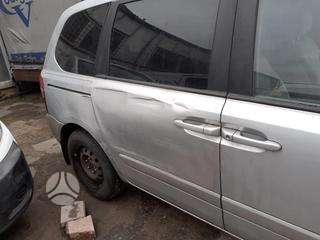 Kia Carnival dalimis