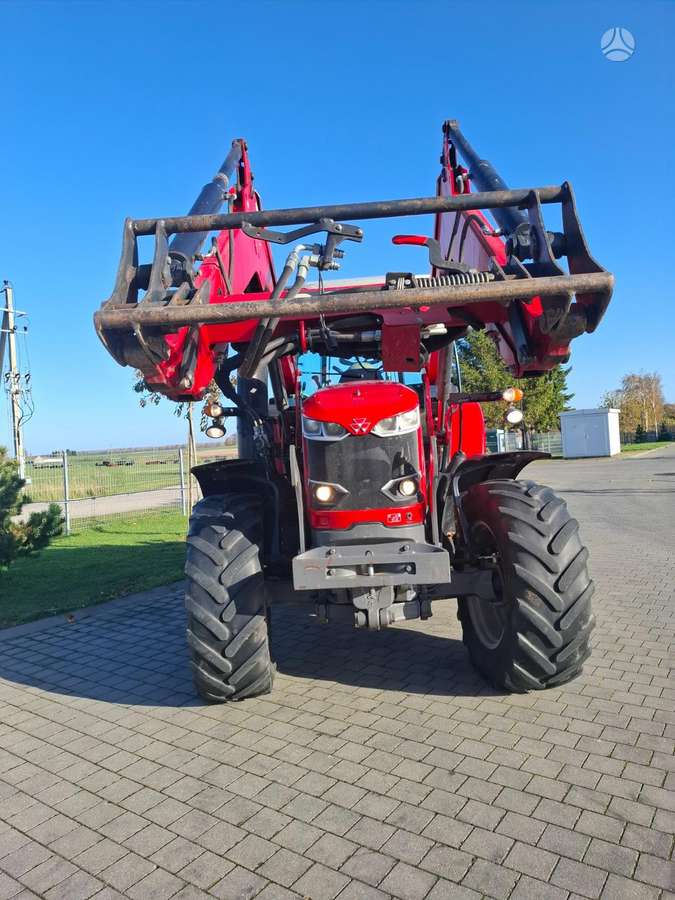 Massey Ferguson 6713S, тракторы