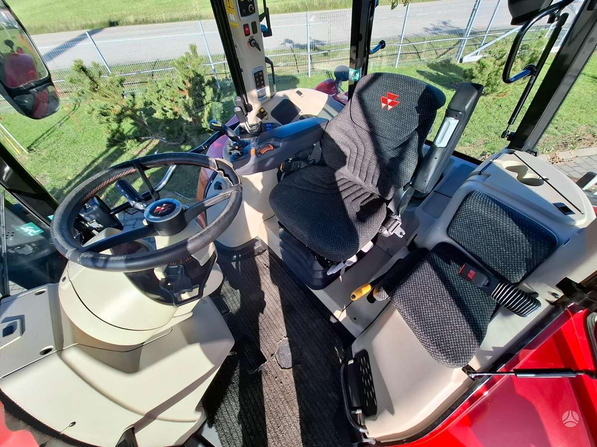 Massey Ferguson 6713S, тракторы