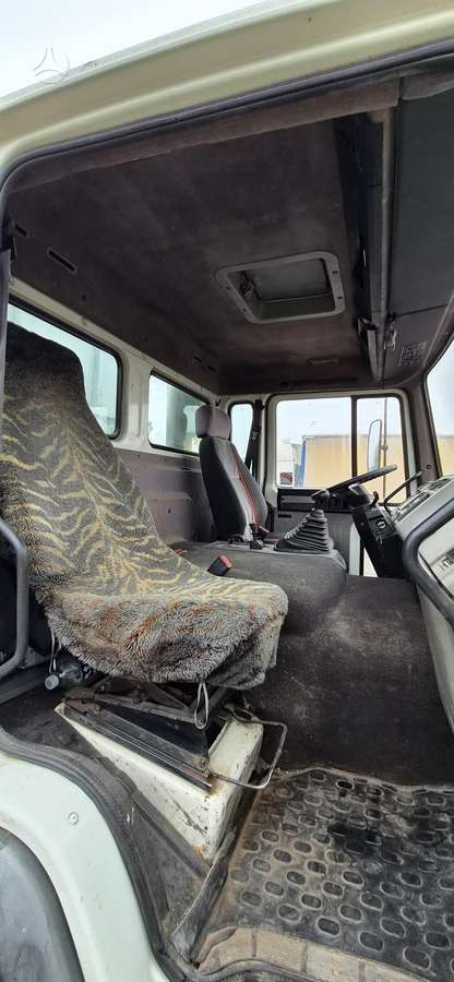 Volvo FL6, savivarčiai