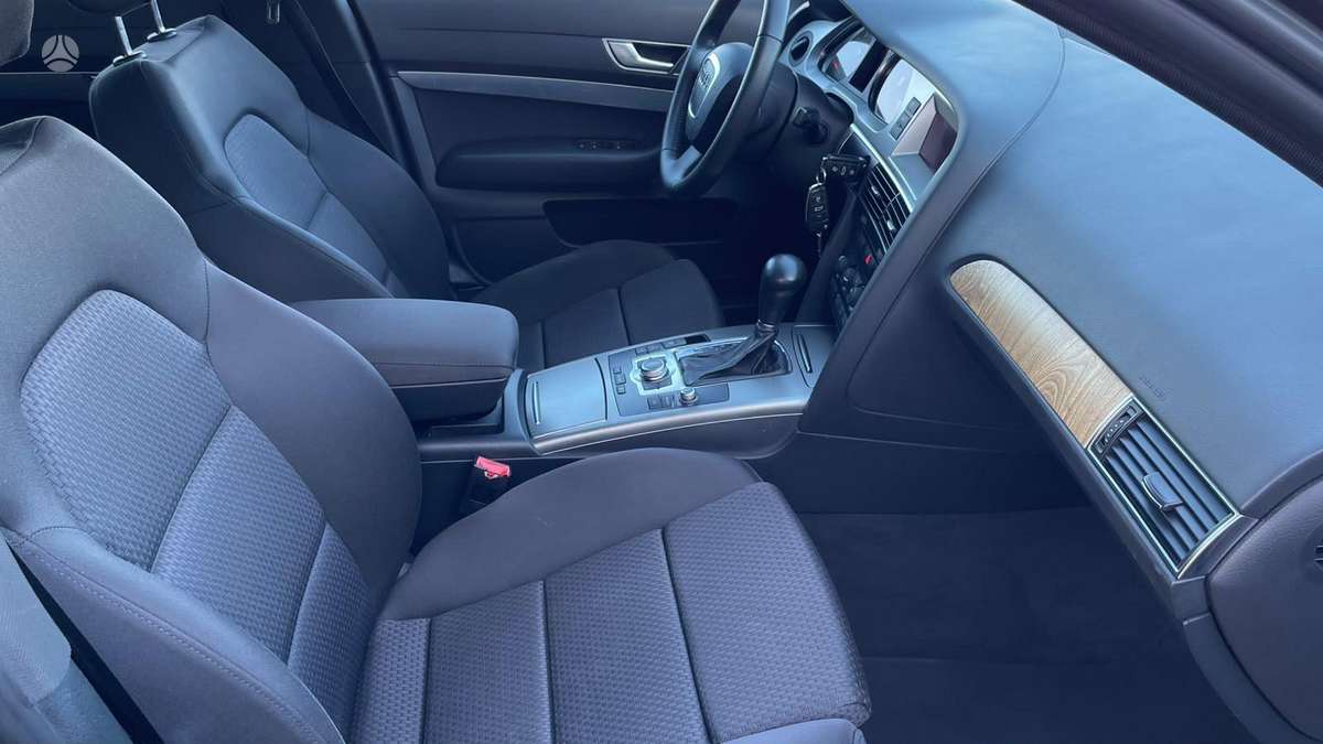 Audi A6, 2.0 l., Универсал