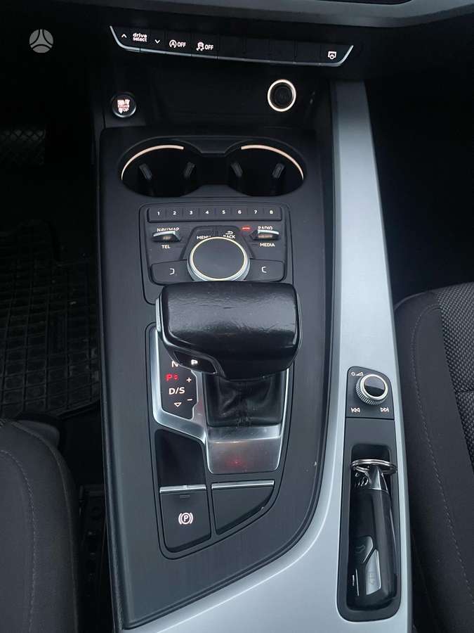 Audi A4, 2.0 l., Универсал
