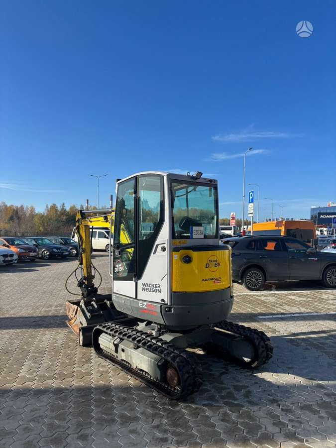 Wacker EZ26, excavator