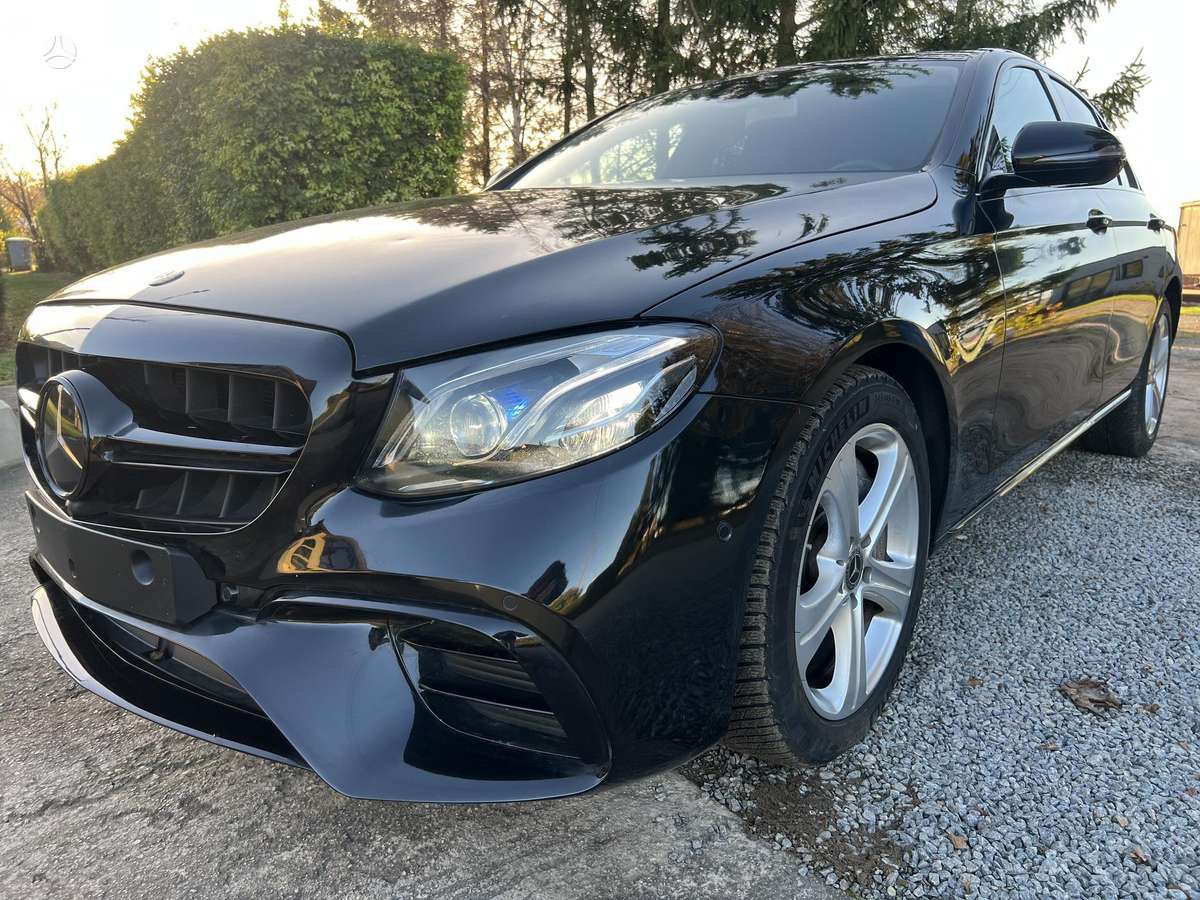 Mercedes-Benz E350