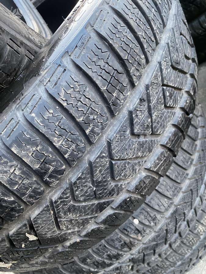 Pirelli Sottzero3, winter 245/40 R20