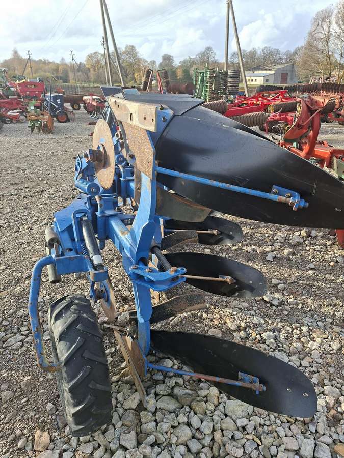 Överum CX490H, plūgai