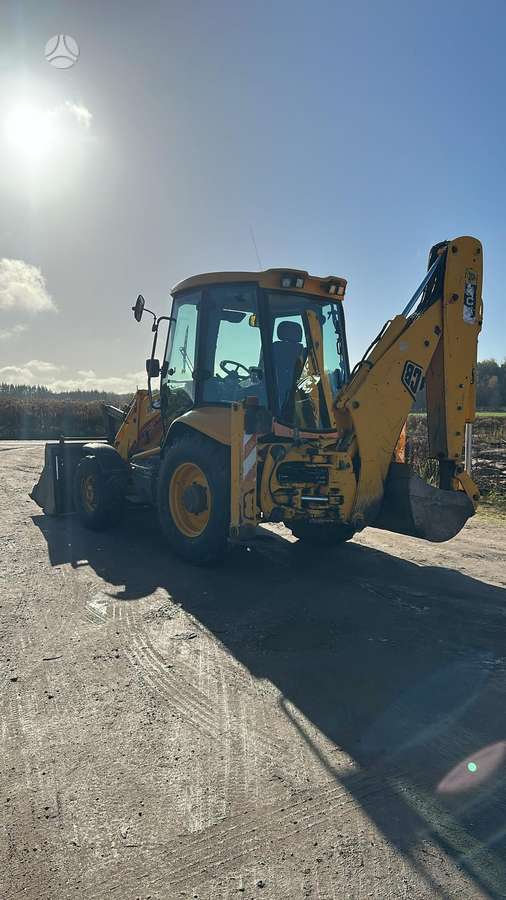 JCB 3CX, excavator loader