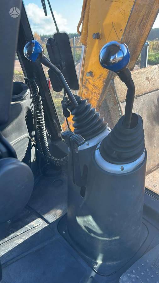 JCB 3CX, excavator loader
