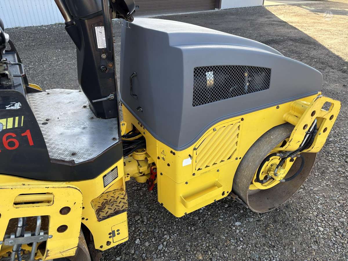 Bomag BW120, vibro technika