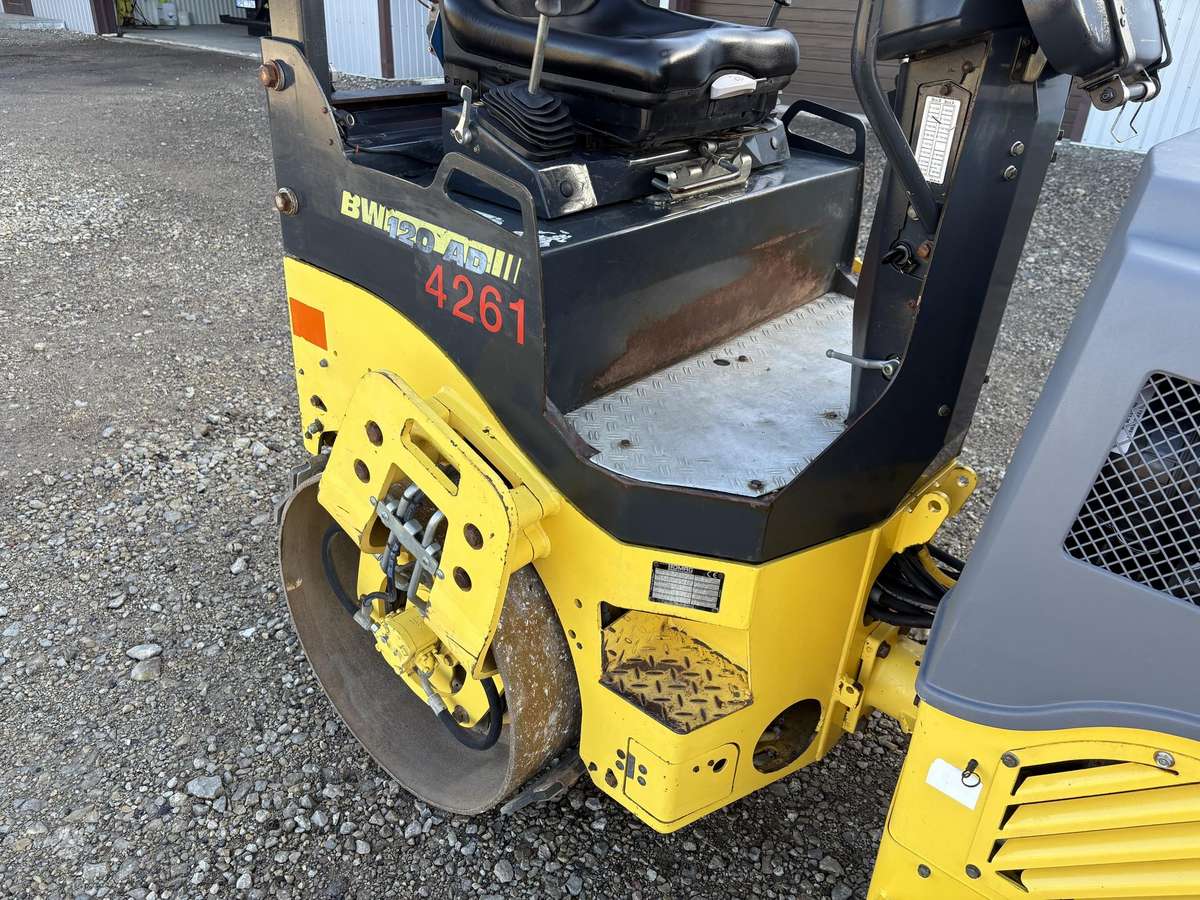 Bomag BW120, vibro technika