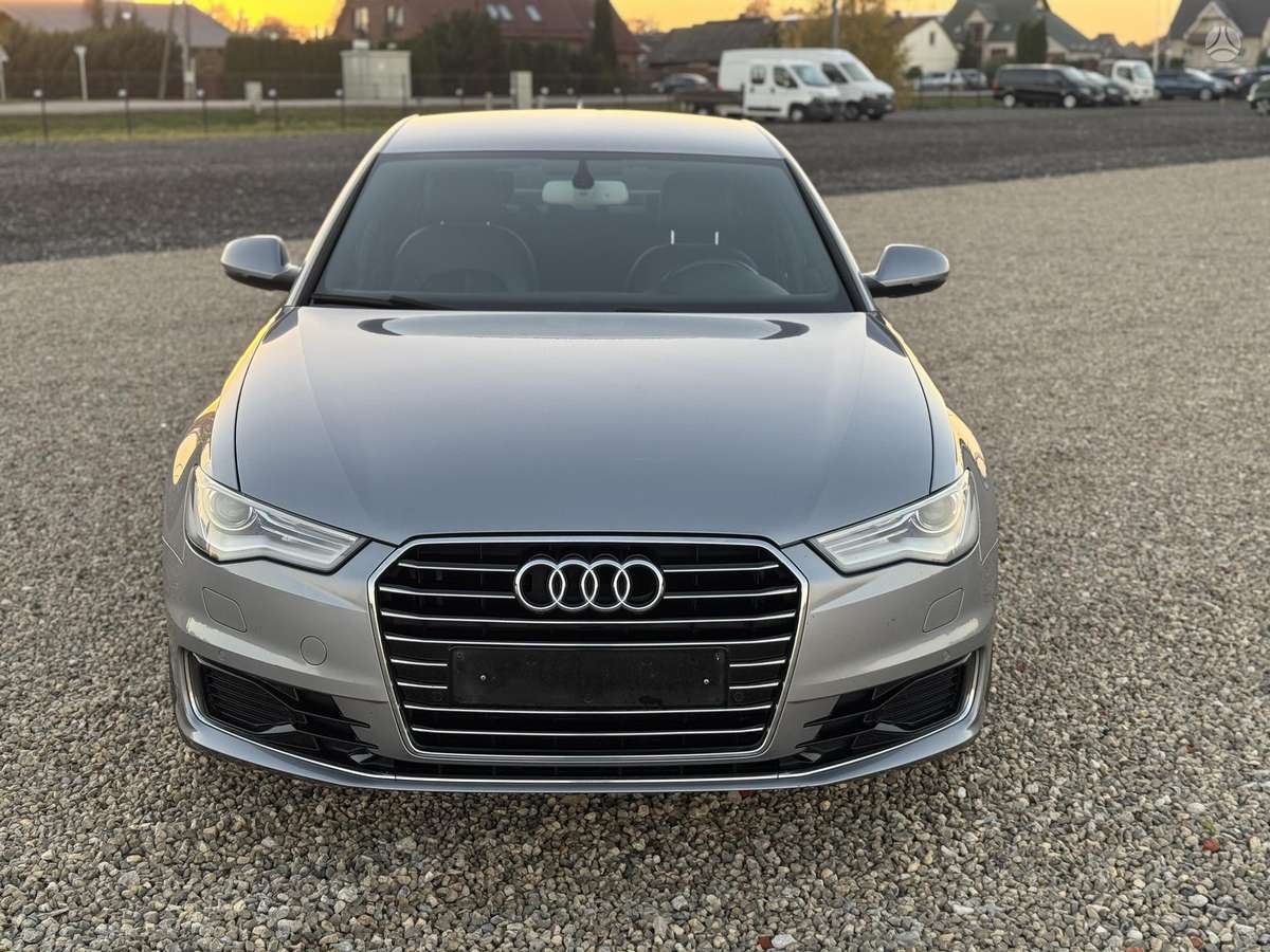 Audi A6, 2.0 l., Седан