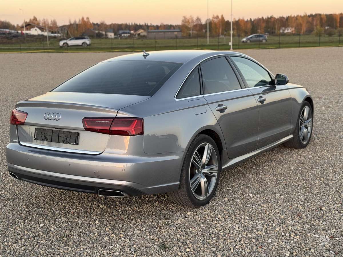 Audi A6, 2.0 l., Седан