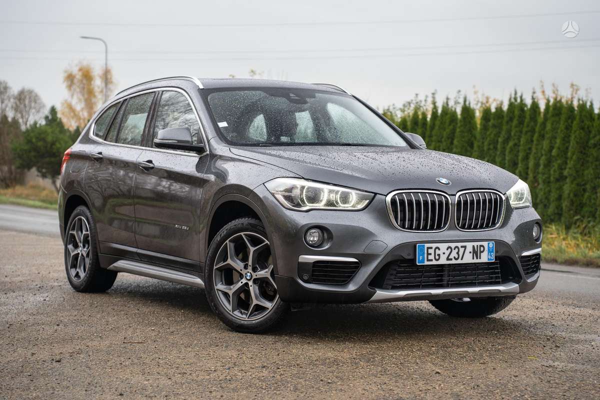 BMW X1
