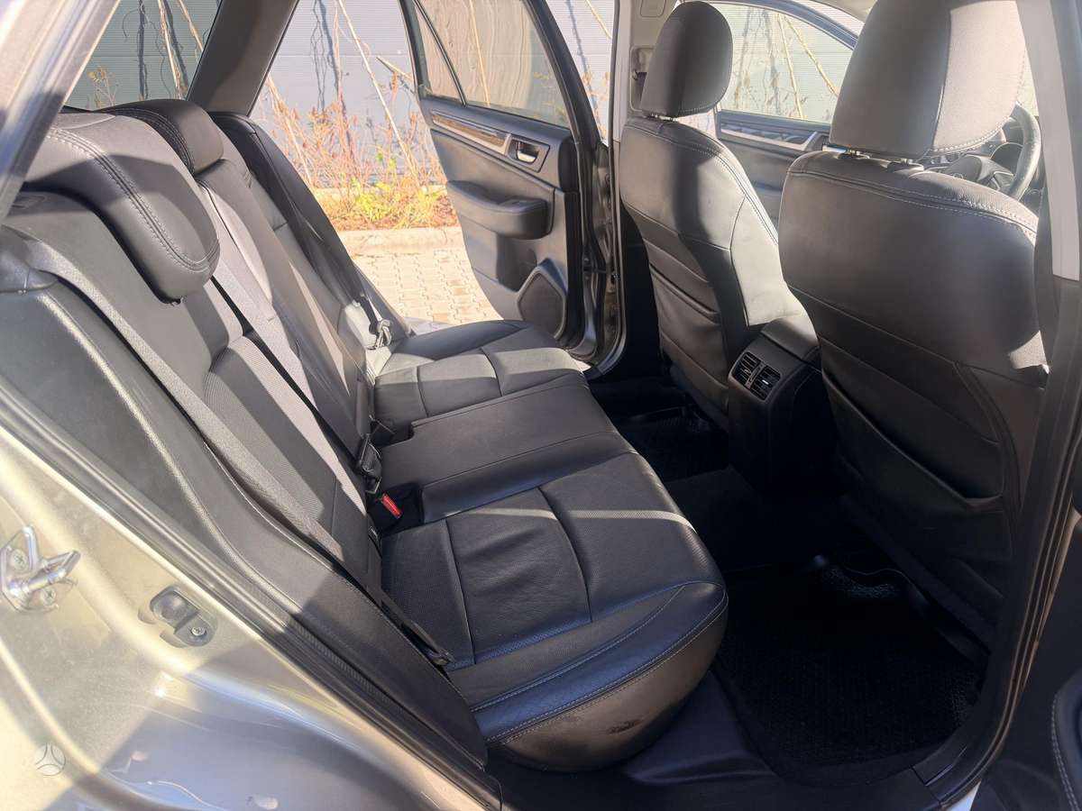 Subaru Outback, 2.0 l., universalas