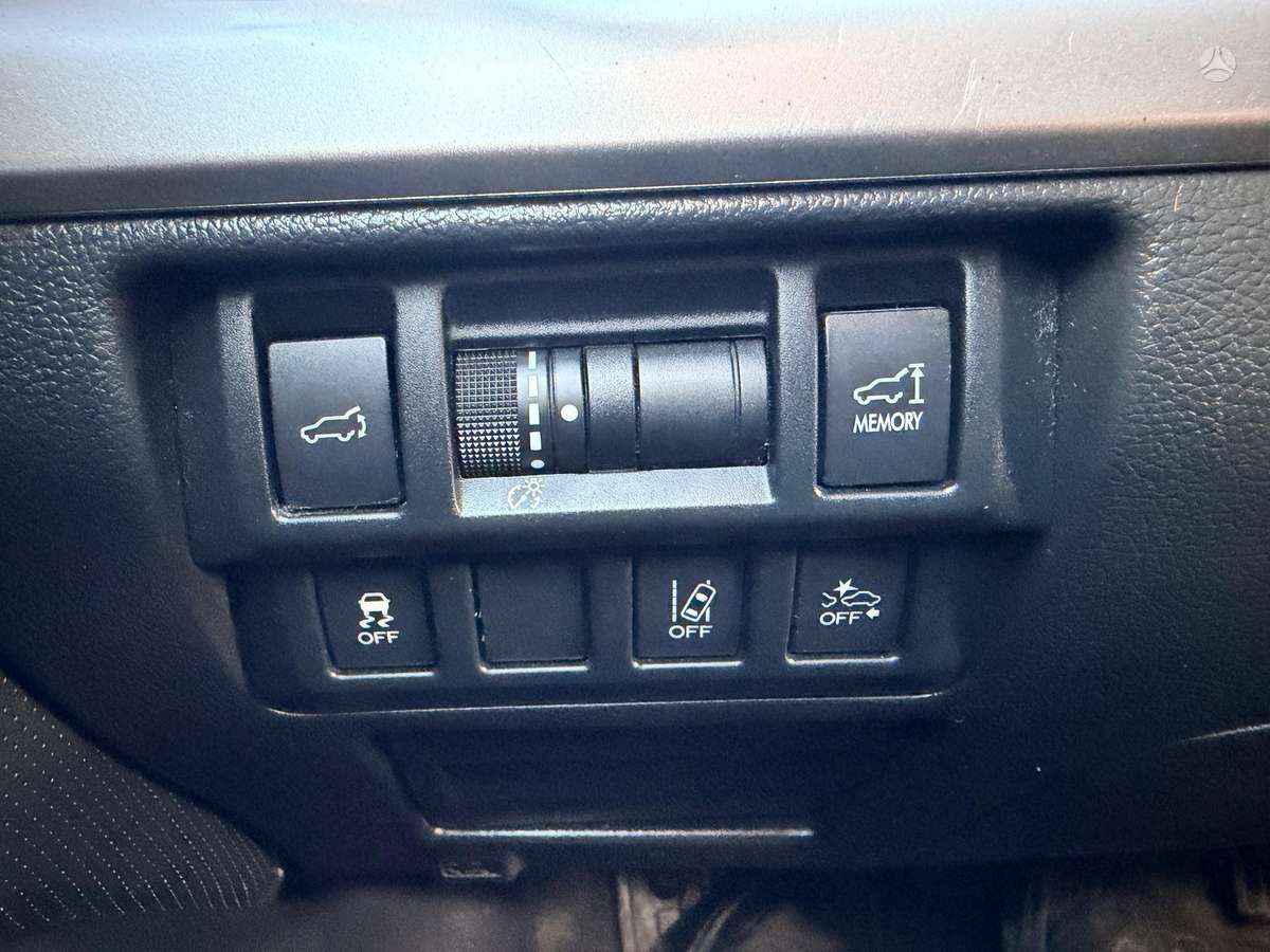 Subaru Outback, 2.0 l., universalas