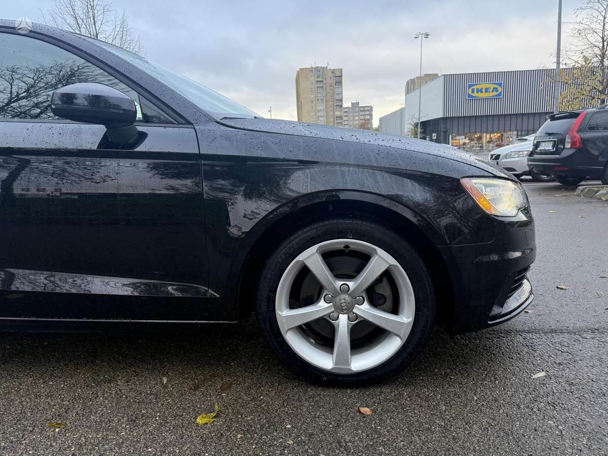 Audi A3, 1.8 l., Седан