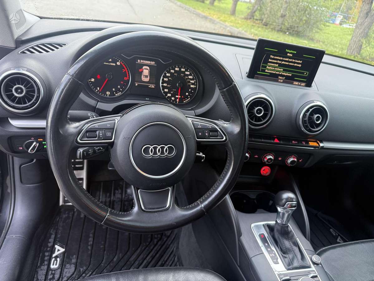 Audi A3, 1.8 l., Седан