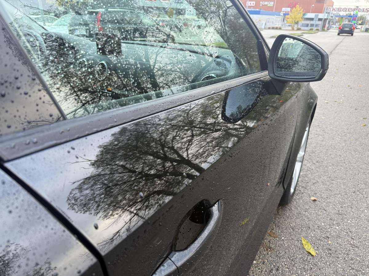 Audi A3, 1.8 l., Седан