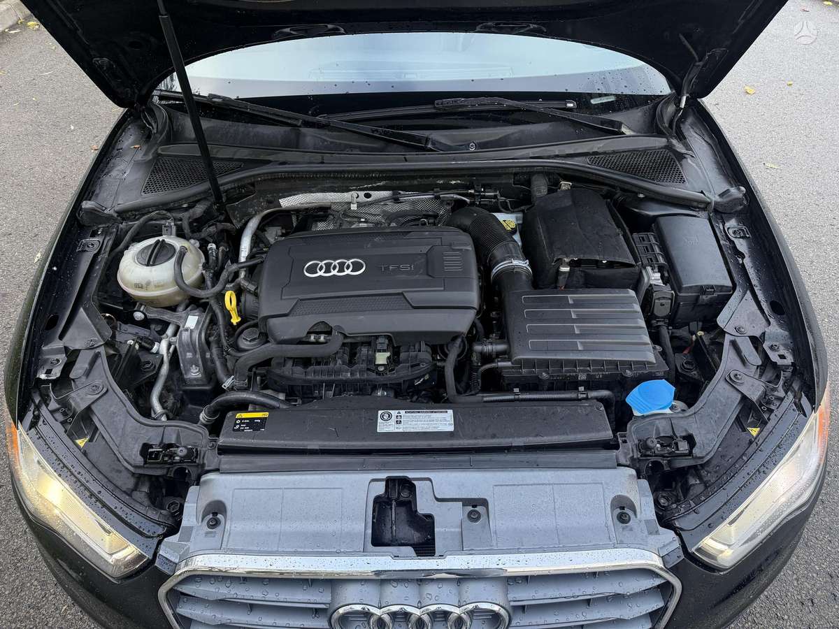 Audi A3, 1.8 l., Седан