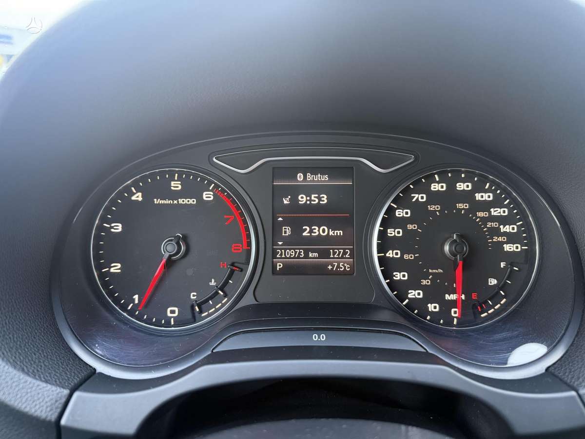 Audi A3, 1.8 l., Седан