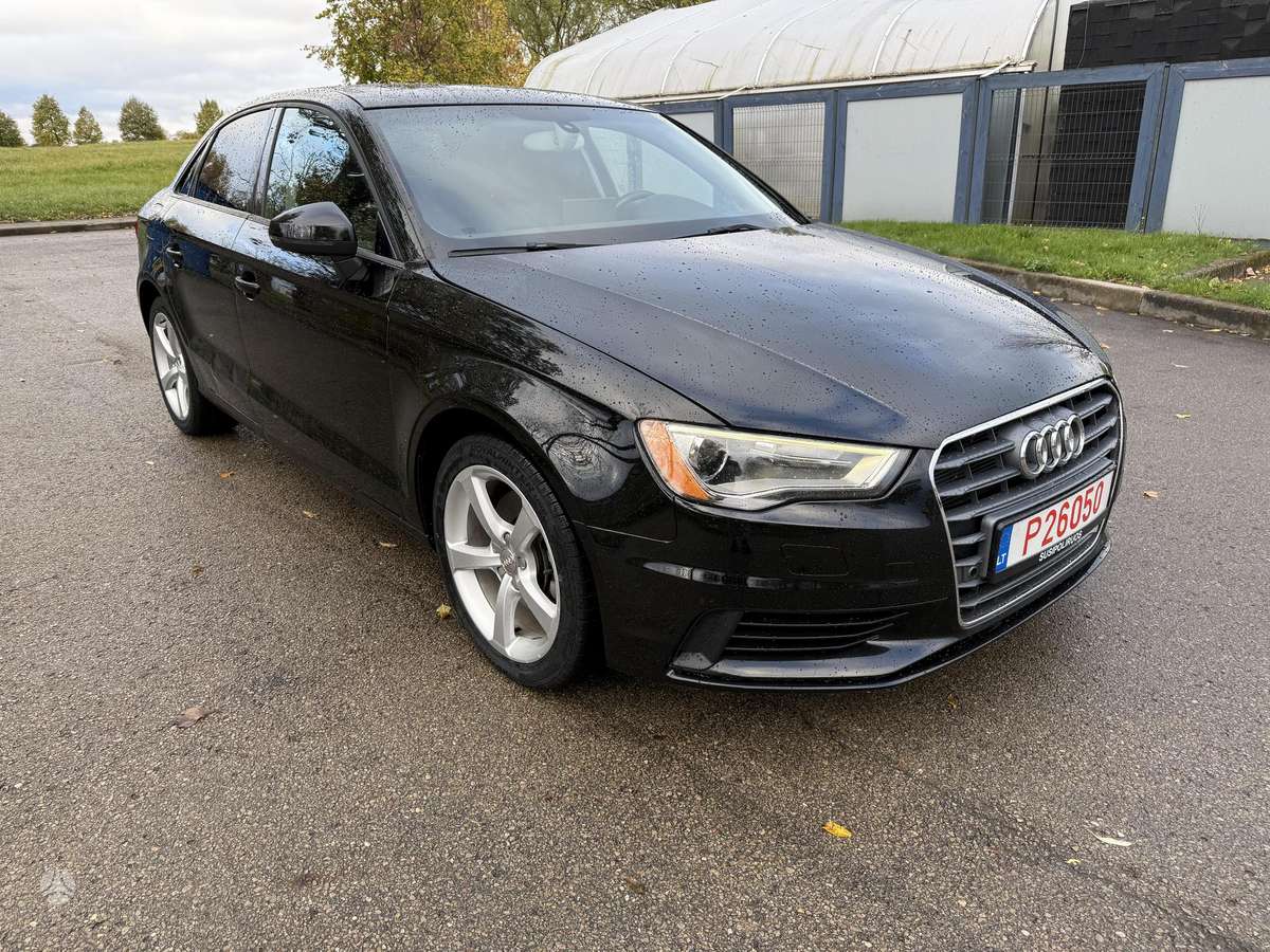 Audi A3, 1.8 l., Седан