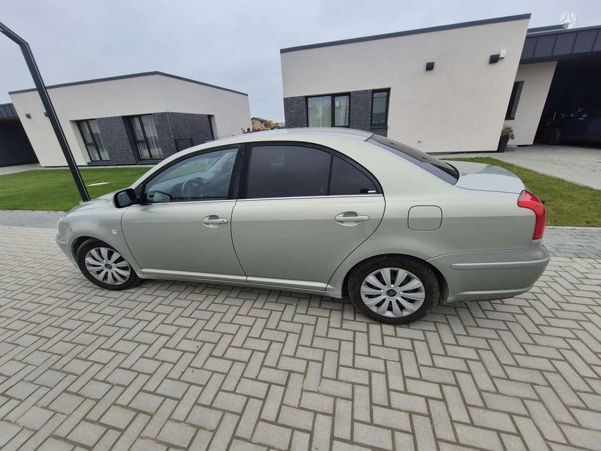 Toyota Avensis