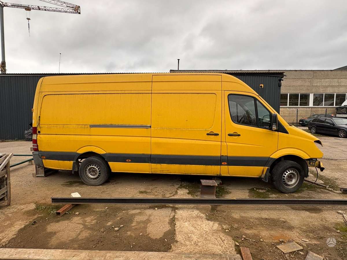 Mercedes-Benz Sprinter