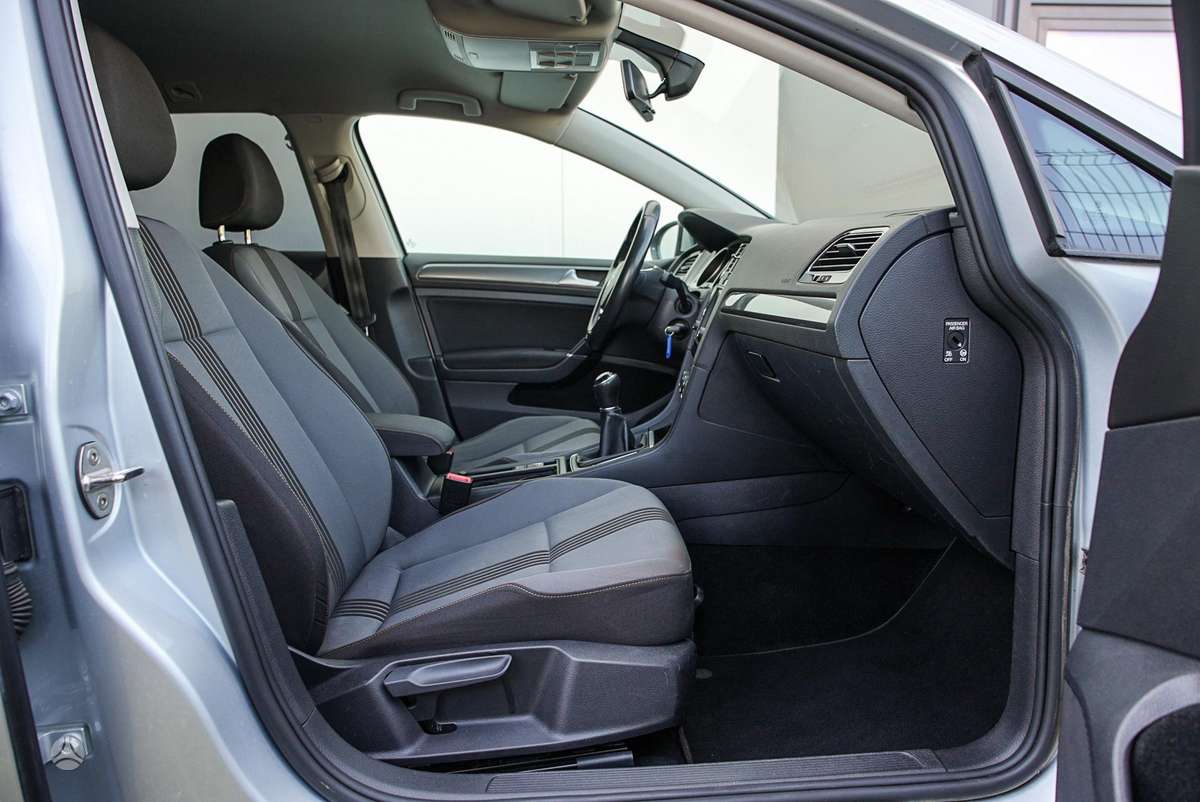 Volkswagen Golf, 1.6 l., Универсал