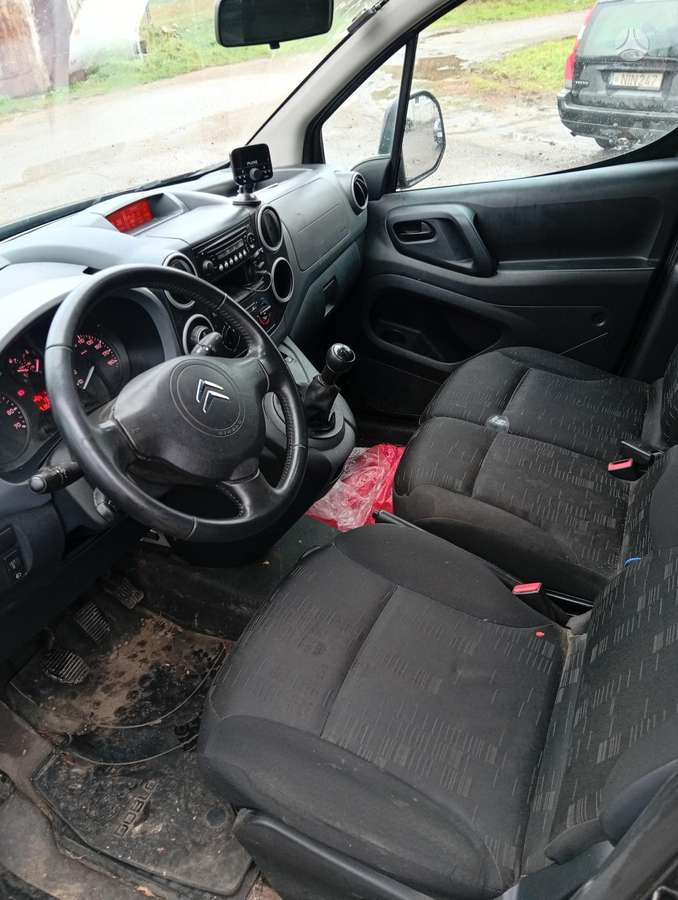 Citroen Berlingo dalimis